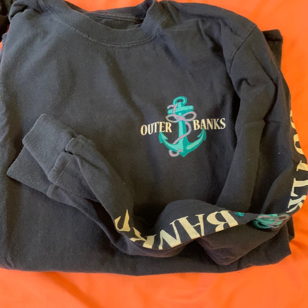 Long sleeved tee outer banks